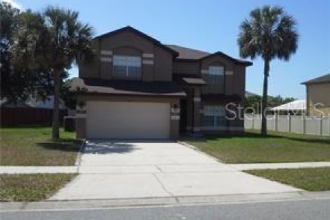 Casa en alquiler en Orlando, Florida, 4 dormitorios, 212.84 m2 № 1912382 - foto 1