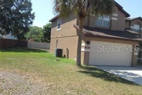 Casa en alquiler en Orlando, Florida, 4 dormitorios, 212.84 m2 № 1912382 - foto 2