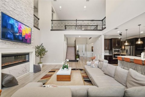 Casa en venta en Orlando, Florida, 5 dormitorios, 377 m2 № 2283318 - foto 7
