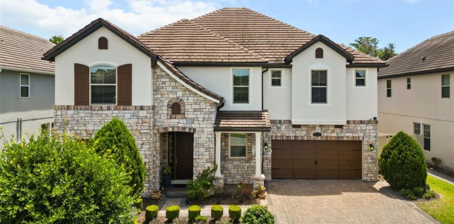 Casa en Orlando, Florida 5 dormitorios, 377 m2 № 2283318
