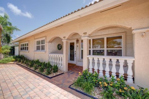 Casa en venta en Pompano Beach, Florida, 3 dormitorios, 190.08 m2 № 2183688 - foto 4