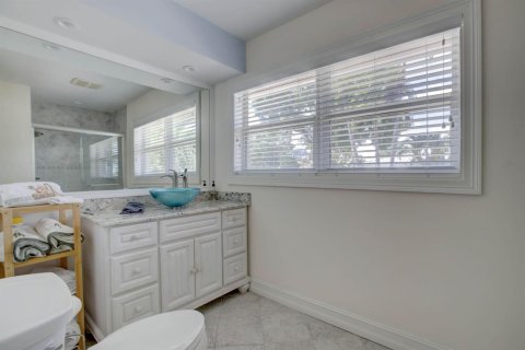 Casa en venta en Pompano Beach, Florida, 3 dormitorios, 190.08 m2 № 2183688 - foto 24