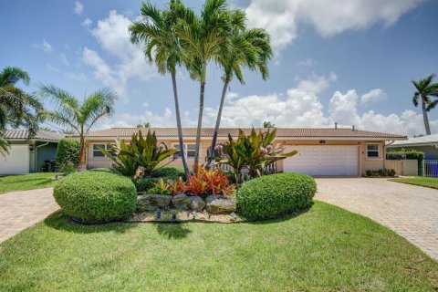 Casa en venta en Pompano Beach, Florida, 3 dormitorios, 190.08 m2 № 2183688 - foto 2