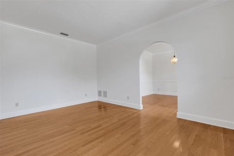 House in Sarasota, Florida 3 bedrooms, 263.75 sq.m. № 1553425 - photo 7