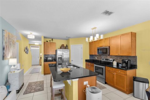 Casa en venta en Tavares, Florida, 5 dormitorios, 269.7 m2 № 1679781 - foto 6