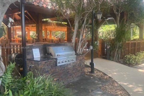 Copropriété à vendre à Miami, Floride: 2 chambres, 121.89 m2 № 2000132 - photo 27