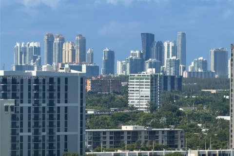 Copropriété à vendre à Miami, Floride: 2 chambres, 121.89 m2 № 2000132 - photo 23