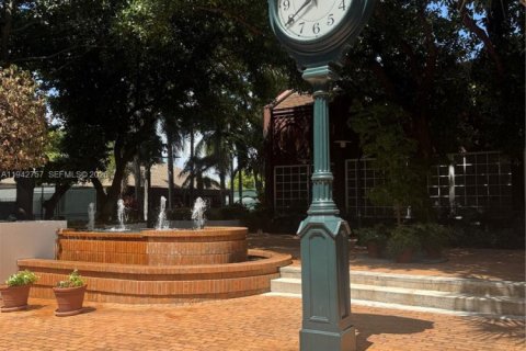 Copropriété à vendre à Miami, Floride: 2 chambres, 121.89 m2 № 2000132 - photo 30