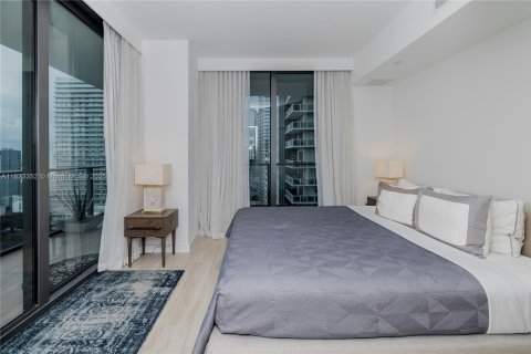 Condominio en alquiler en Miami, Florida, 2 dormitorios, 107.3 m2 № 1937944 - foto 18