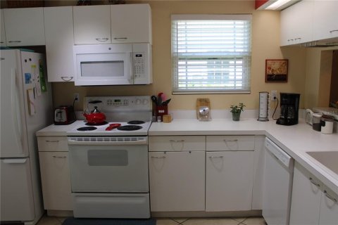 Casa en alquiler en Sarasota, Florida, 2 dormitorios, 129.6 m2 № 1628343 - foto 2