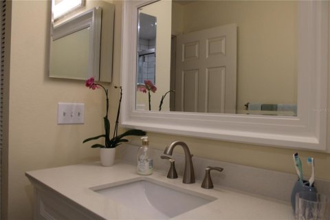 Casa en alquiler en Sarasota, Florida, 2 dormitorios, 129.6 m2 № 1628343 - foto 26