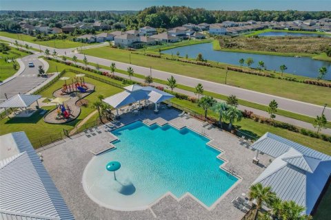 House in Land O' Lakes, Florida 3 bedrooms, 142.33 sq.m. № 1916971 - photo 18