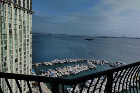 Condo in Miami, Florida, 1 bedroom № 1989618 - photo 1