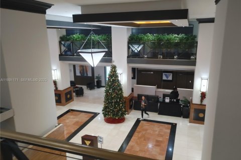 Condo in Miami, Florida, 1 bedroom № 1989618 - photo 14