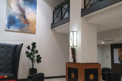 Condo in Miami, Florida, 1 bedroom № 1989618 - photo 17