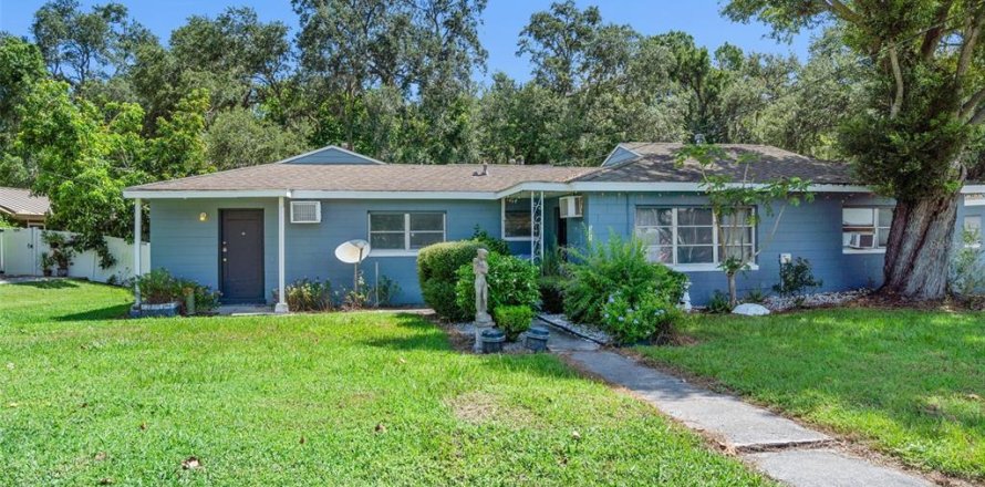 Apartment in Leesburg, Florida 2 bedrooms, 73.21 sq.m. № 1847303