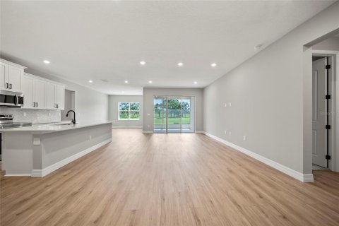 House in Homosassa, Florida 4 bedrooms, 230.21 sq.m. № 1852450 - photo 9