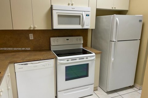 Copropriété à vendre à Homestead, Floride: 2 chambres, 75.72 m2 № 1991662 - photo 11