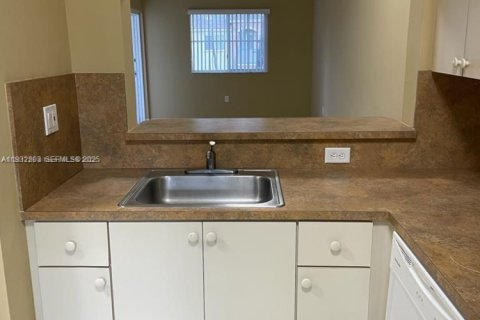 Copropriété à vendre à Homestead, Floride: 2 chambres, 75.72 m2 № 1991662 - photo 10