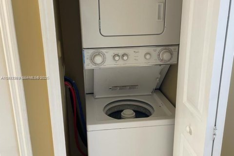 Copropriété à vendre à Homestead, Floride: 2 chambres, 75.72 m2 № 1991662 - photo 20