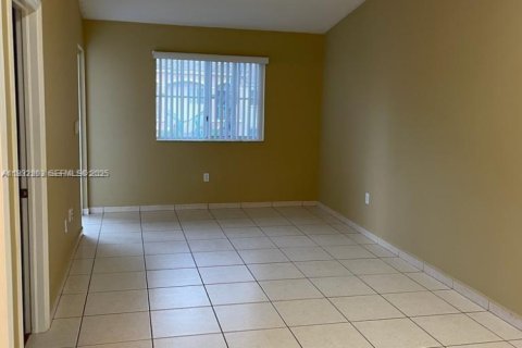 Copropriété à vendre à Homestead, Floride: 2 chambres, 75.72 m2 № 1991662 - photo 4