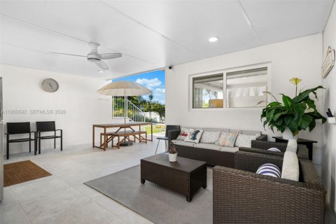 Villa ou maison à vendre à Miami Beach, Floride: 4 chambres, 183.76 m2 № 2007255 - photo 20