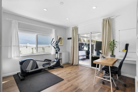 Villa ou maison à vendre à Miami Beach, Floride: 4 chambres, 183.76 m2 № 2007255 - photo 18