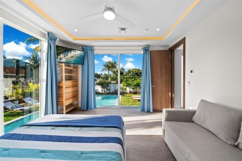 Villa ou maison à vendre à Miami Beach, Floride: 4 chambres, 183.76 m2 № 2007255 - photo 14