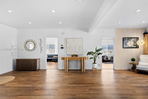 Villa ou maison à vendre à Miami Beach, Floride: 4 chambres, 183.76 m2 № 2007255 - photo 5