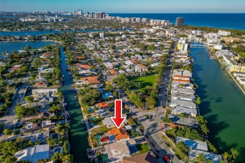 Villa ou maison à vendre à Miami Beach, Floride: 4 chambres, 183.76 m2 № 2007255 - photo 26