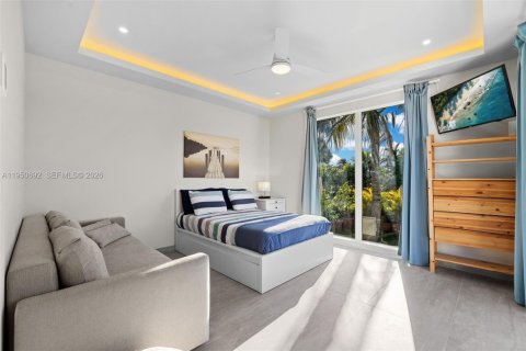 Villa ou maison à vendre à Miami Beach, Floride: 4 chambres, 183.76 m2 № 2007255 - photo 13