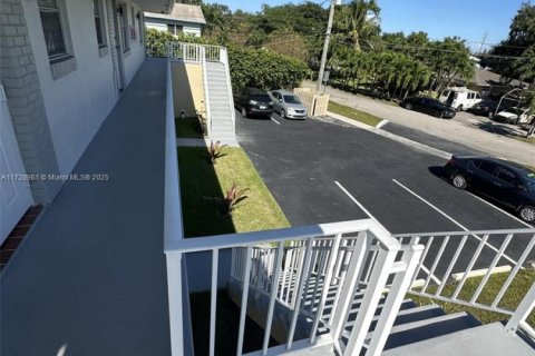 Immobilier commercial à vendre à Hollywood, Floride № 1985260 - photo 3