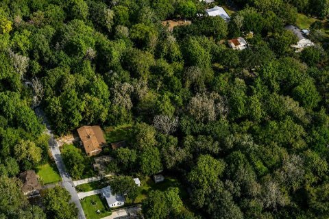 Terreno en Brooksville, Florida № 2167046