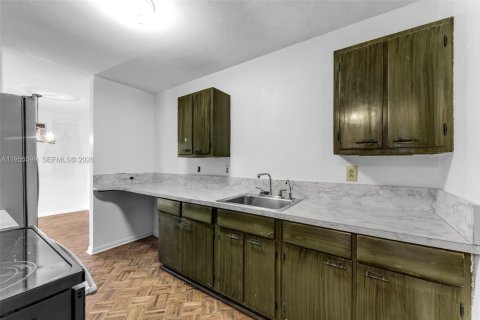 Купить виллу или дом в Майами, Флорида 3 спальни, 113.71м2, № 2010317 - фото 9