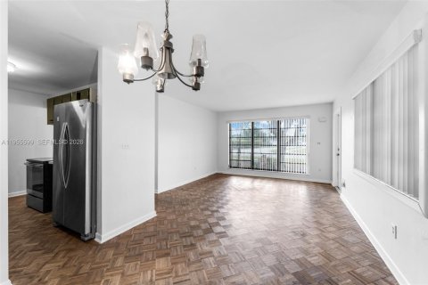 Купить виллу или дом в Майами, Флорида 3 спальни, 113.71м2, № 2010317 - фото 7