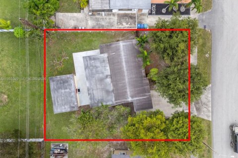 Купить виллу или дом в Майами, Флорида 3 спальни, 113.71м2, № 2010317 - фото 3