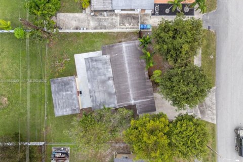 Купить виллу или дом в Майами, Флорида 3 спальни, 113.71м2, № 2010317 - фото 22