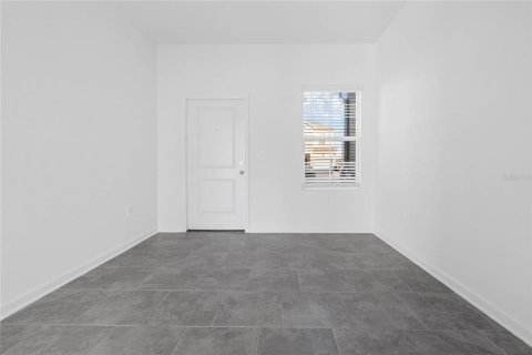 Townhouse in Davenport, Florida 3 bedrooms, 157.93 sq.m. № 2348180 - photo 18
