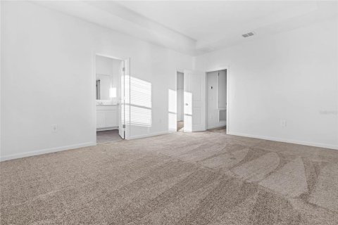 Townhouse in Davenport, Florida 3 bedrooms, 157.93 sq.m. № 2348180 - photo 10