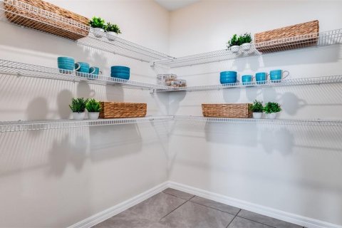 Купить виллу или дом в Санфорд, Флорида 9 комнат, 227.33м2, № 1831512 - фото 12