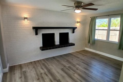 House in Holiday, Florida 2 bedrooms, 92.72 sq.m. № 1791695 - photo 5