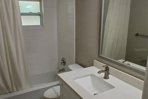 House in Holiday, Florida 2 bedrooms, 92.72 sq.m. № 1791695 - photo 10