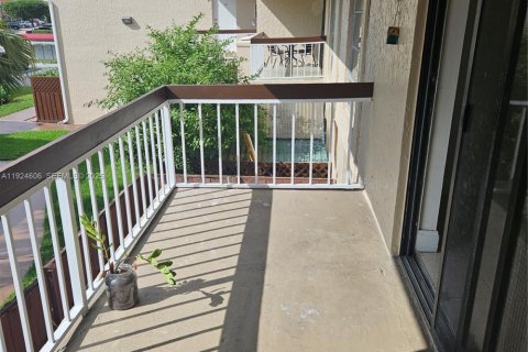 Copropriété à louer à Miami, Floride: 1 chambre, 69.68 m2 № 1982952 - photo 19