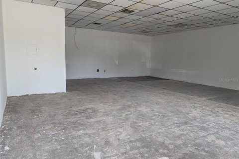 Immobilier commercial à louer à Tampa, Floride: 76.18 m2 № 1687645 - photo 3