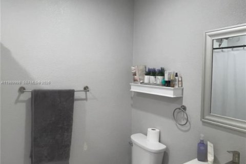 Купить виллу или дом в Майами, Флорида 3 спальни, 127.65м2, № 2052470 - фото 22