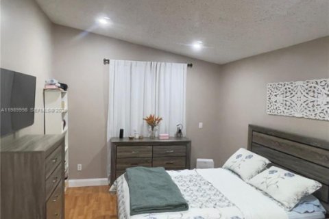 Купить виллу или дом в Майами, Флорида 3 спальни, 127.65м2, № 2052470 - фото 21