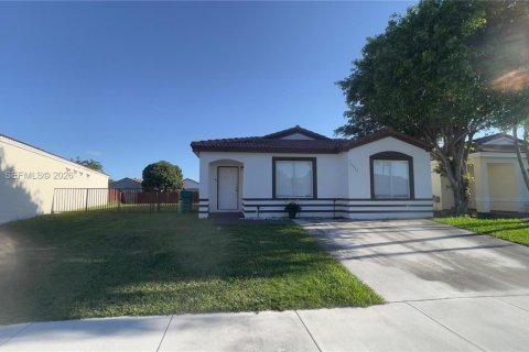 Купить виллу или дом в Майами, Флорида 3 спальни, 127.65м2, № 2052470 - фото 16