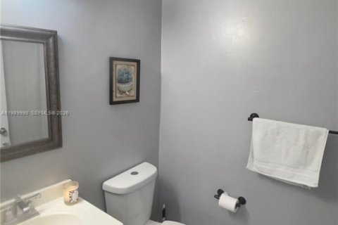 Купить виллу или дом в Майами, Флорида 3 спальни, 127.65м2, № 2052470 - фото 23