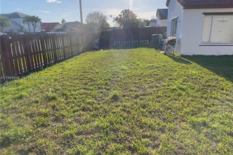 Купить виллу или дом в Майами, Флорида 3 спальни, 127.65м2, № 2052470 - фото 20