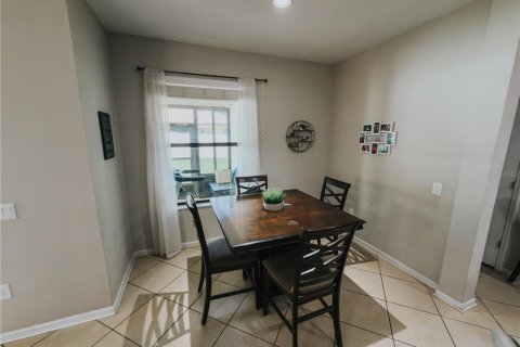 House in Valrico, Florida 5 bedrooms, 345.88 sq.m. № 2209552 - photo 19